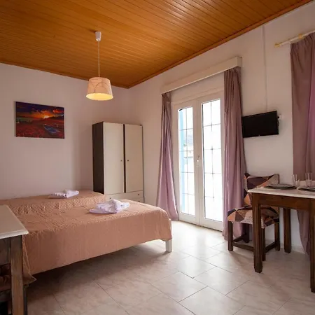 Akis & With Pool By Hotelius * Agios Georgios Pagon