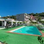Akis & With Pool By Hotelius Apartament Agios Georgios Pagon