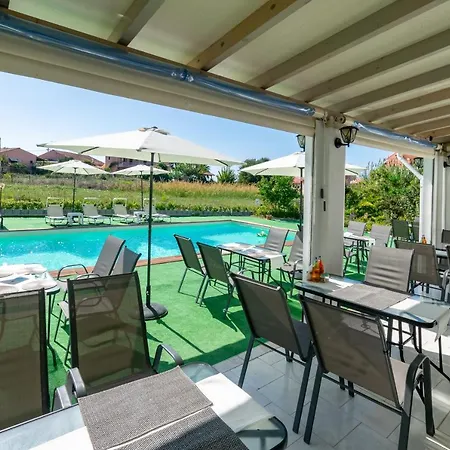 Akis & With Pool By Hotelius Apartament